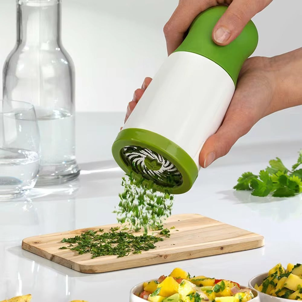 Manual Twist Herb &amp;  Herb Mill Chopper Herb Grinder Spice Mill Parsley Shredder Chopper Fruit Vegetable Cutter New Creative Cooking Tools(random color)