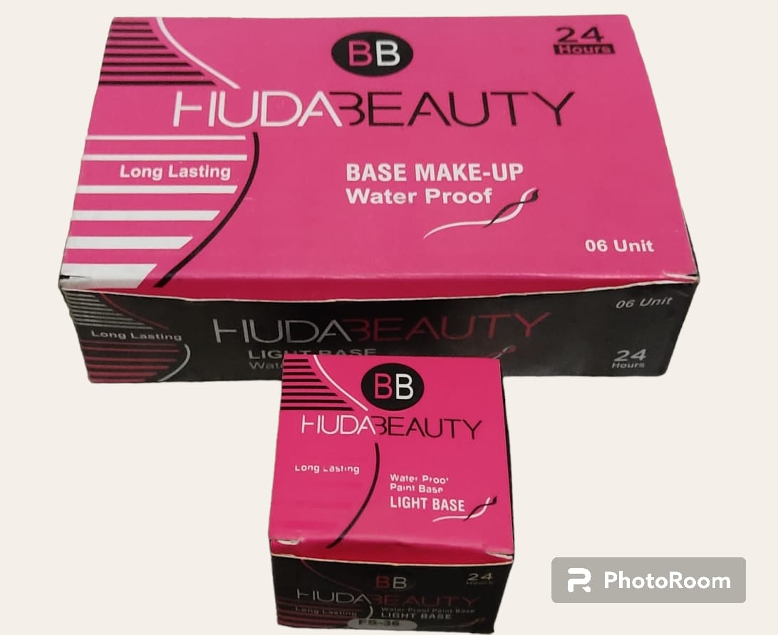 Huda Beauty  Light Base Water Proof &amp; Long Lasting  (24 Hours)