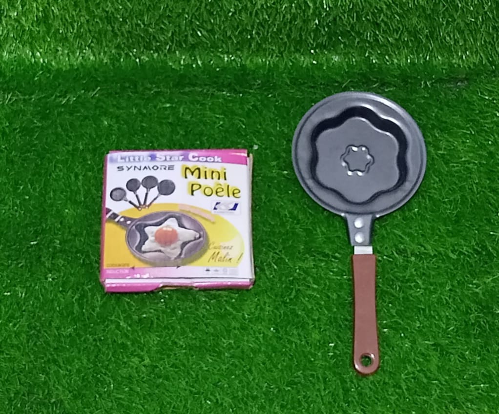 Mini Poele Non Stick 12 cm Fry Pan - Random  Design